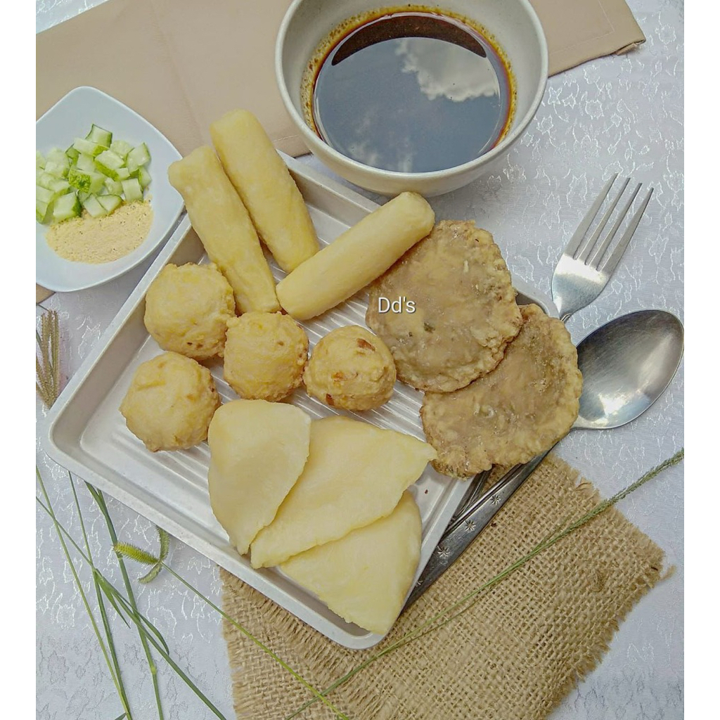 

Paket Lenjer Kecil - Pempek Asli Ikan Tenggiri 100% Halal