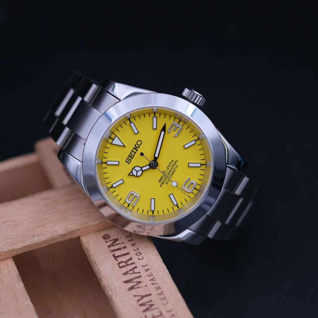 [SECOND] Jam Tangan Pria Seiko Mod Explorer Automatic - Dial Kuning | Kondisi Bekas