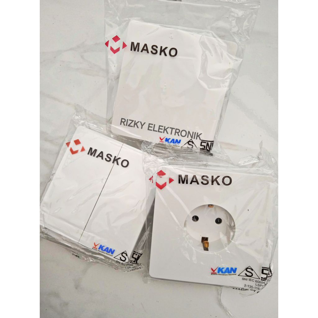 Saklar Stop Kontak Engkel Seri Double MASKO Putih Slim S-811 S-812 S-850