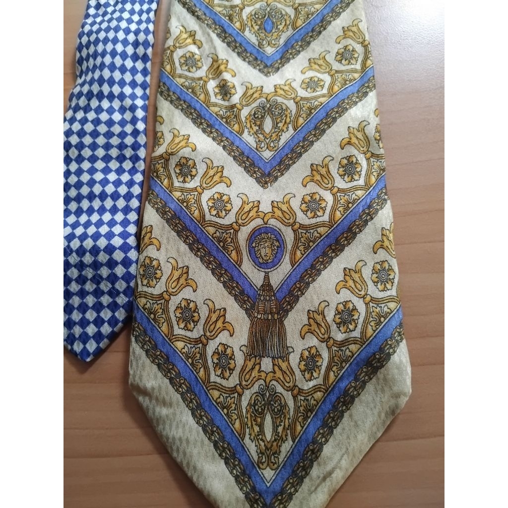 Dasi Giani Versace Vintage  bahan Silk
