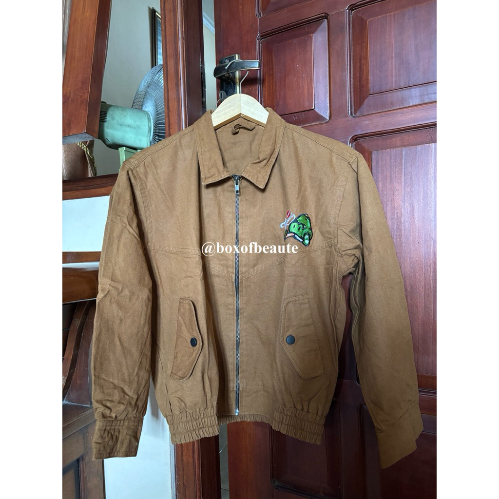 ✨PRELOVED✨Jaket CRSL X Teh Botol Sosro Cute Rider Jacket | Brown | Bomber Jacket | Flight Jacket | J