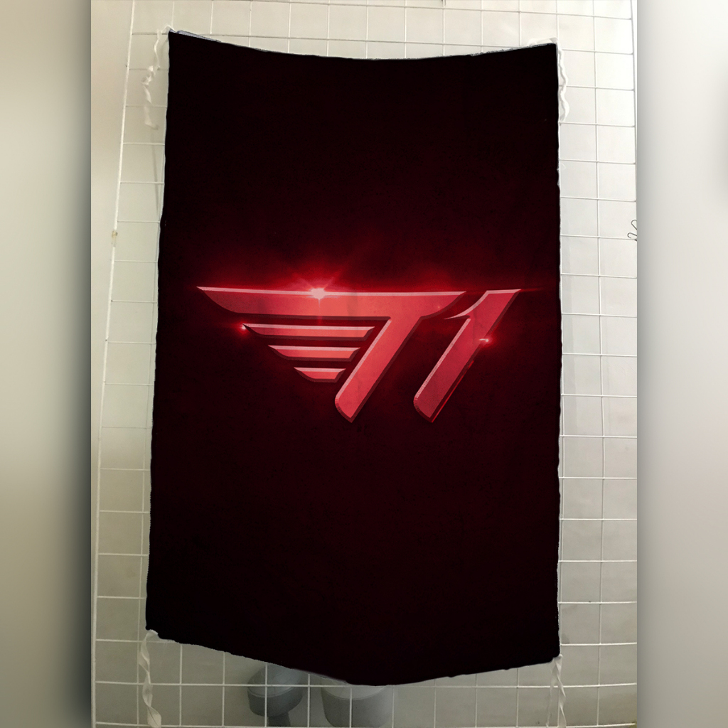 Bendera Kain T1 Korea Selatan League of Legends E-Sport Team E Sport Gaming Dekorasi Kamar Gamer Gam