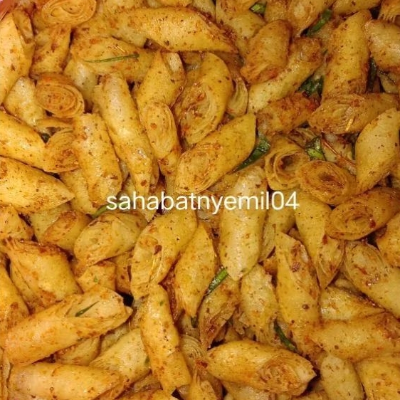 

LURING (Lumpia Kering) by Fannis 150g