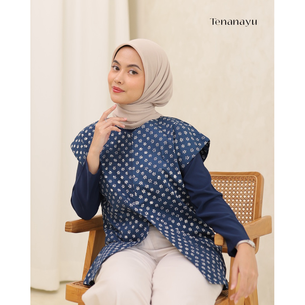 Nora Outer | Batik Outer, Outer Kerja, Outer Katun, Blazer Batik