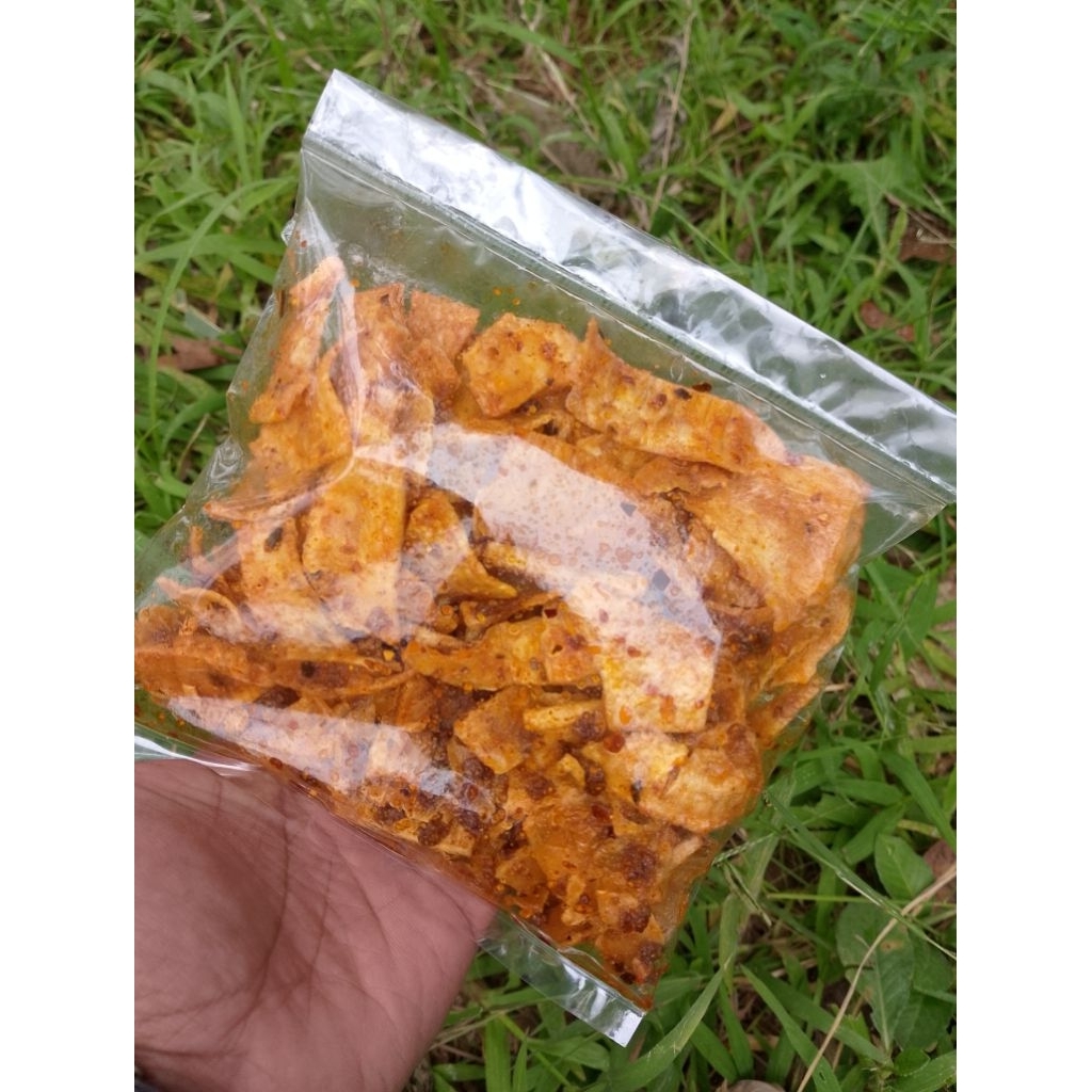 

Kripset Keripik Singkong Pedas Manis 250grm