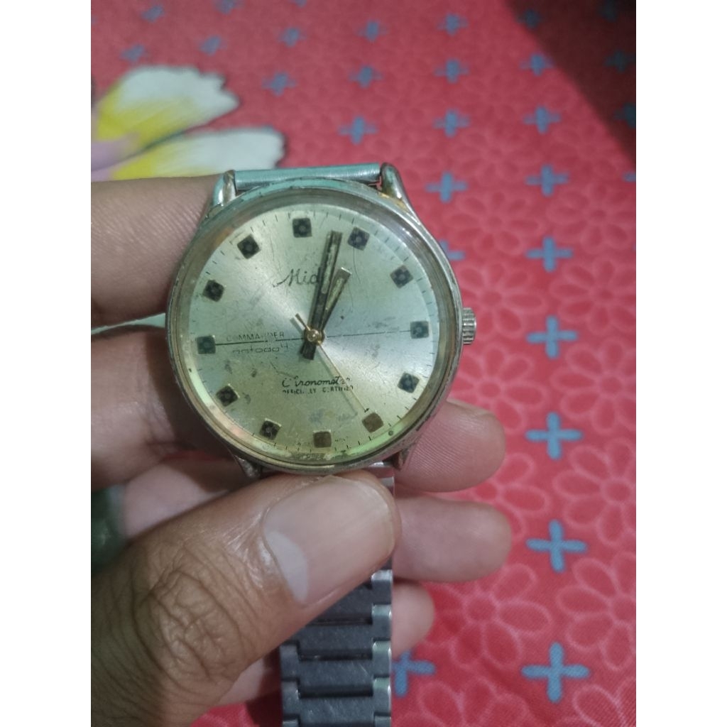 Jam tangan MIDO comander/datoday