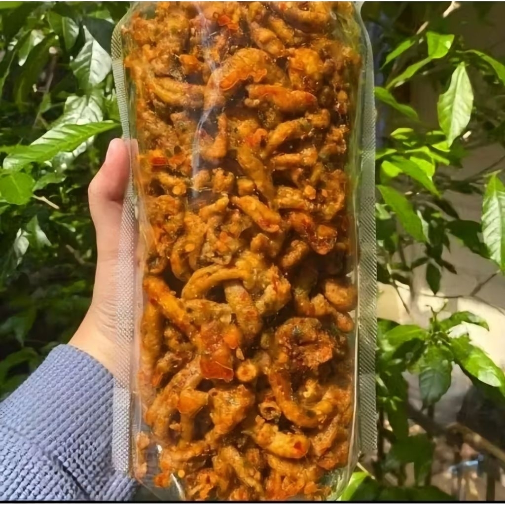 

Keripik Usus Pedas Cikruh Original Daun Jeruk 250g/500g/1kg | Snack Renyah Kekinian
