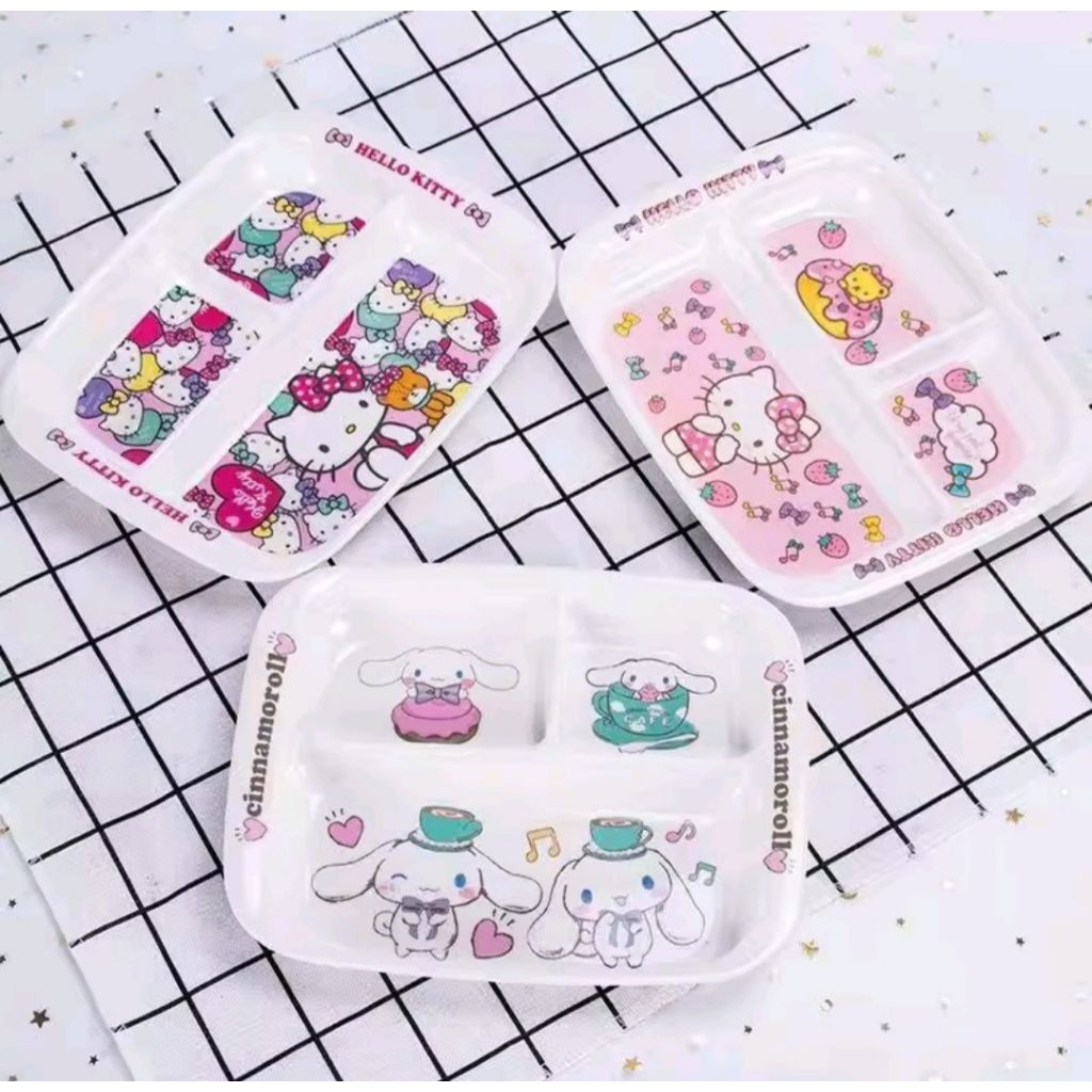 Piring makan sekat 3 pochacco hellokity bahan melamin