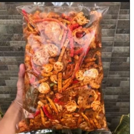 

kerupuk seblak campur mix 10 varian 1kg pedas daun jeruk cikruh wangi