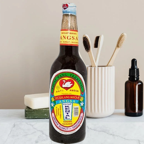 

Kecap Kental Manis Sedang Cap Angsa 620 ml