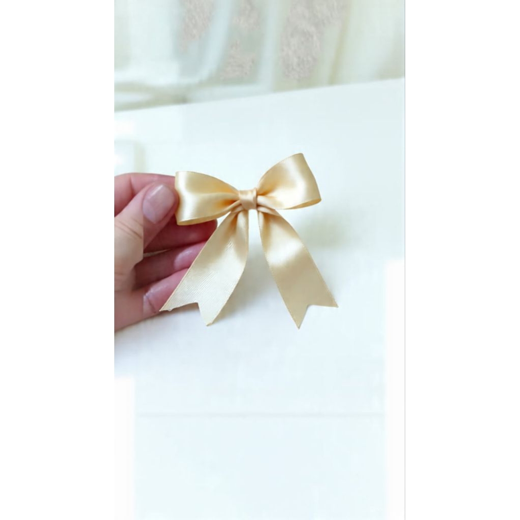 

pita suvenir, pita kado, pita siap pakai, pita kado, pita jadi, pita instan