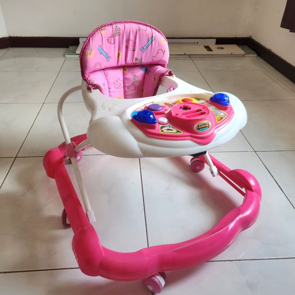 preloved baby walker merk family bekas FB-136L apollo alat bantu belajar jalan bayi kereta dorong me
