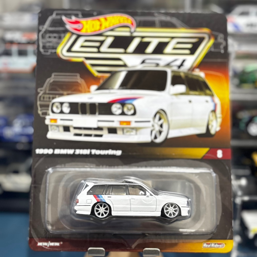 Hot Wheels Premium 1990 BMW 318i Touring - Elite 64 [Free Protector]