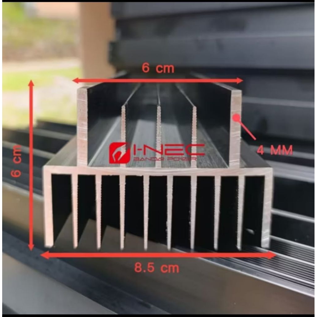 Heatsink / Pendingin 2u 30cm tebal 4mm Hitam Anodaize