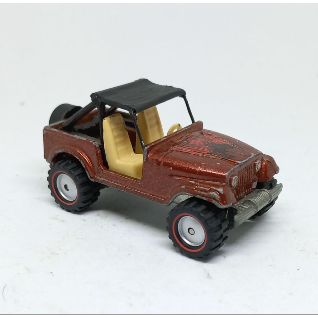 hot wheels jeep cj7 cj-7 loose diecast junk custom ban karet (t)