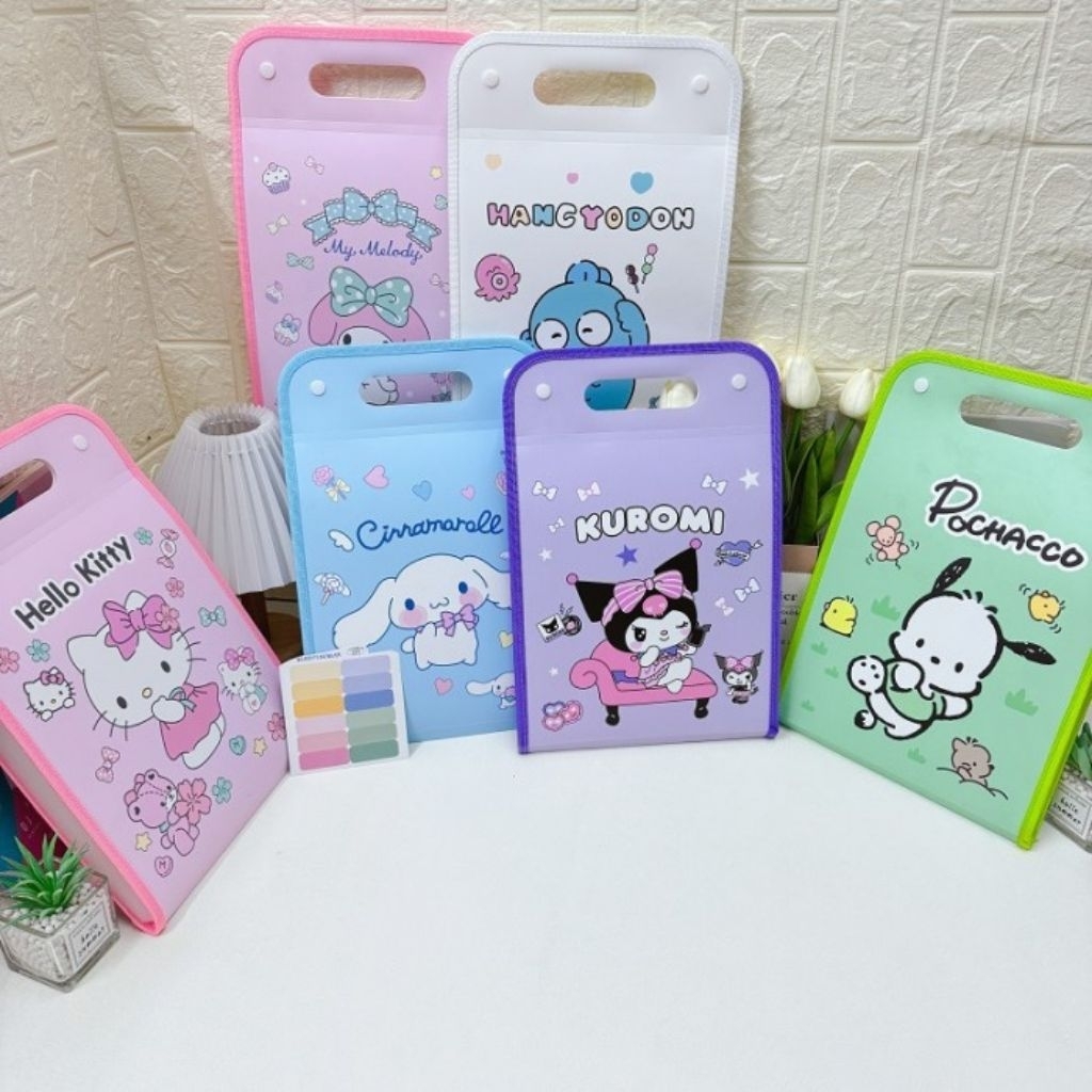 

Map Folder Kuromi Tempat Penyimpanan Kertas Dokumen Organizer Map Plastik 12 Slot File Order Binder Cinnamoroll Melody Kitty Pochacco Wadah Penyimpanan Kertas Ulangan Akte