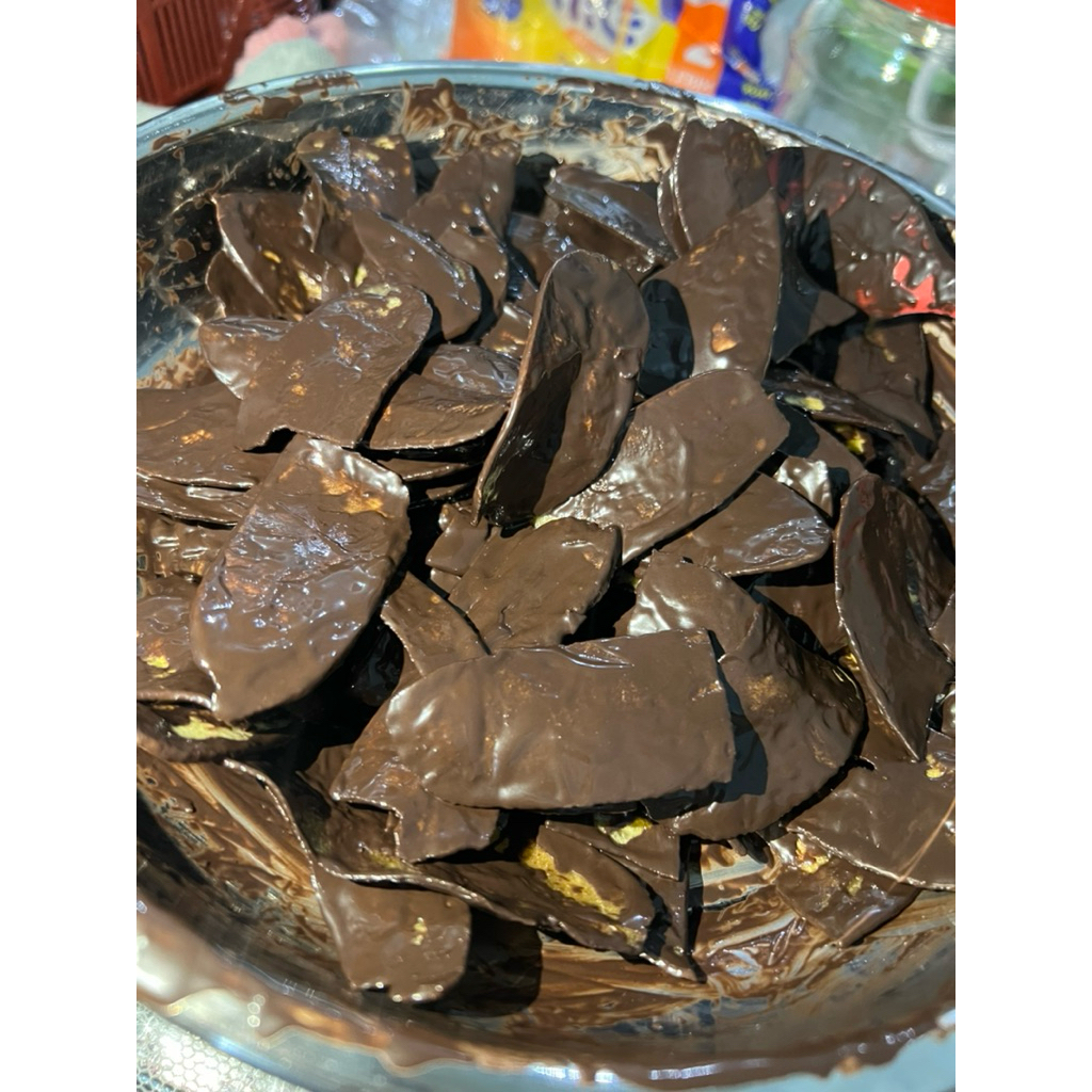 

keripik pisang coklat (ready 1 September)