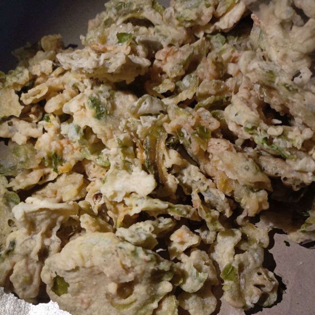 

keripik pare gurih renyah original parenya