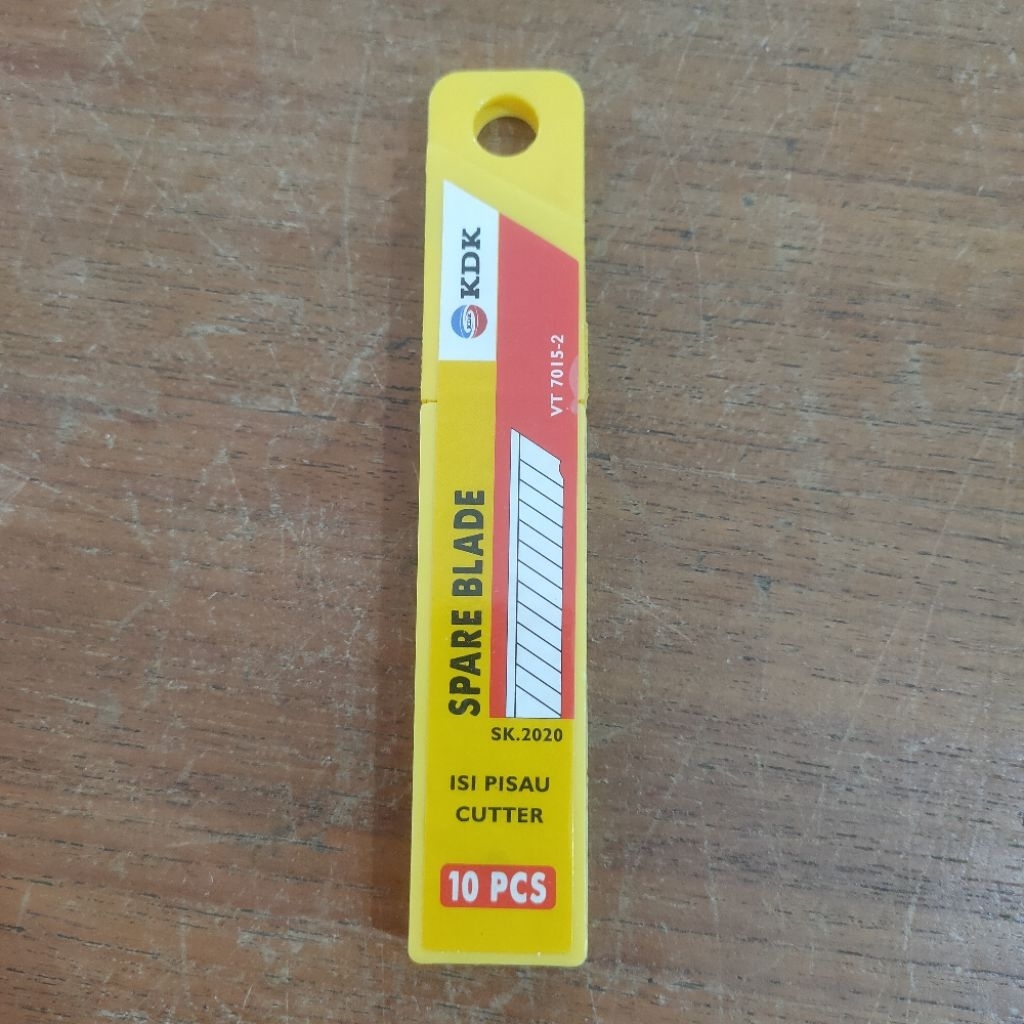 

[LJ] Isi Pisau Cutter (1 pack isi 10 pcs) - Spare Blade VT 7015-2 KDK