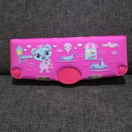 

Tempat Pensil / Pencil Case Smiggle Preloved