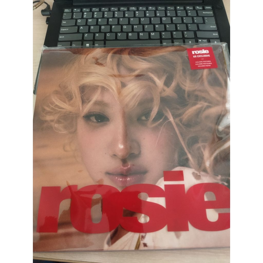 album ROSIE KR Exclusive (unsealed)