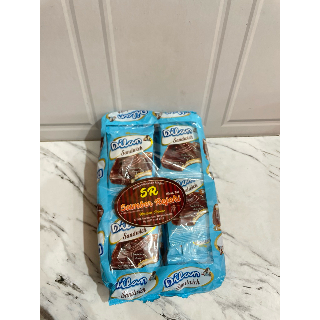 

DILAN SANDWICH COKLAT ISI 2 renteng