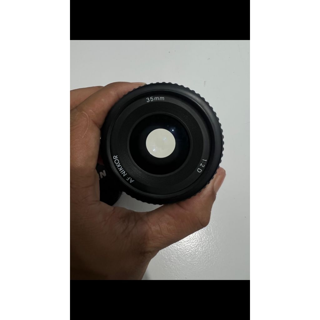 Lensa Nikon AFD 35mm f.2