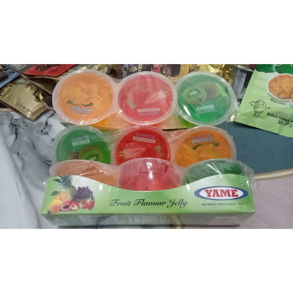 

fruit flavour jelly