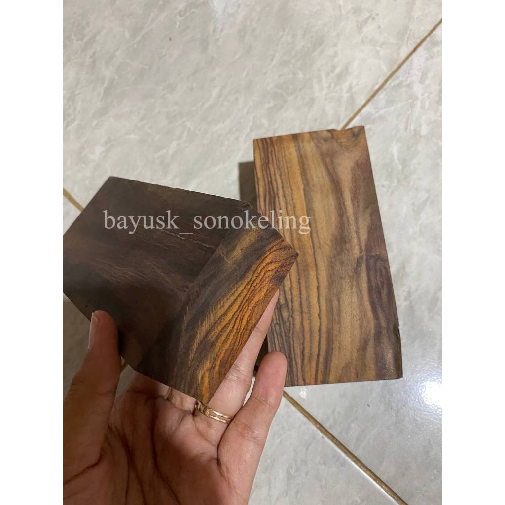 Bahan gagang kayu sonokeling serat ruwet/akar | bahan kerajinan