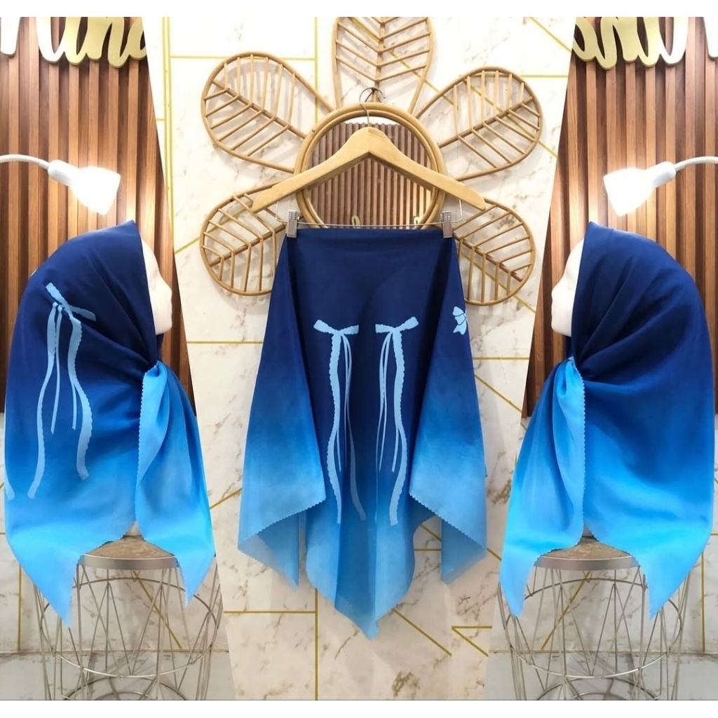 HIJAB SEGI EMPAT VOAL MOTIF PITA DUA NAVY BIRU MUDA