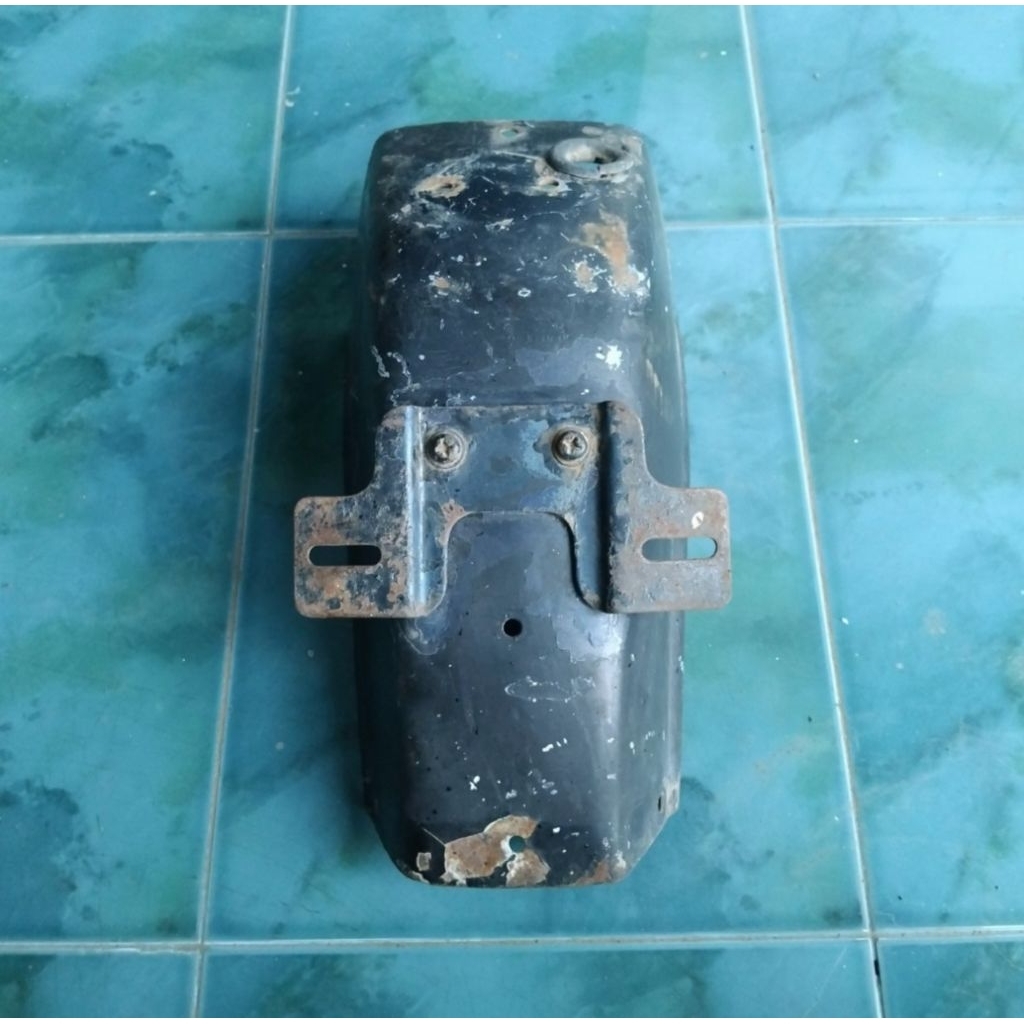 Slebor belakang suzuki sprinter bracket plat nomor belakang suzuki sprinter spakboar belakang suzuki