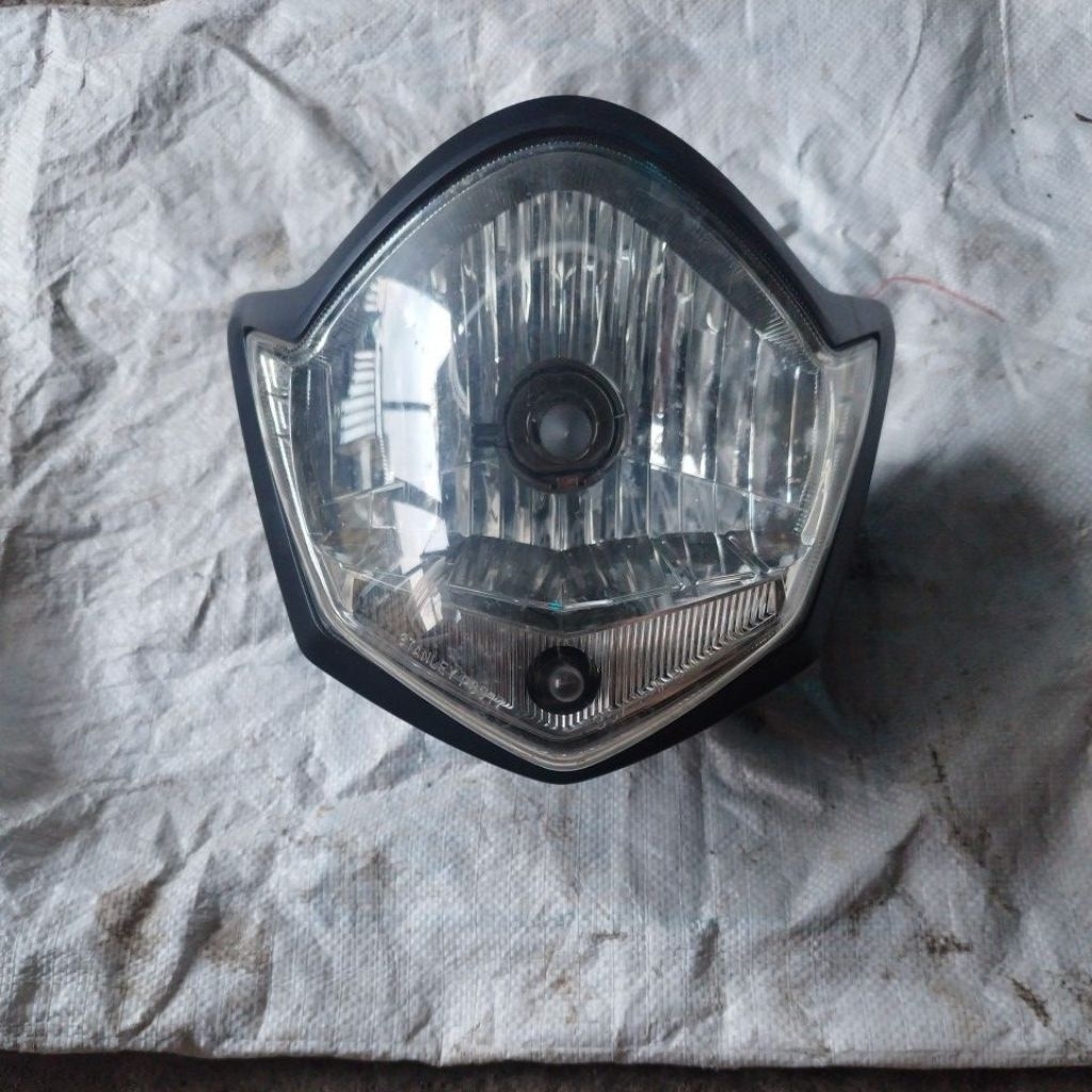reflektor lampu depan Yamaha Vixion old lama ORI second copotan