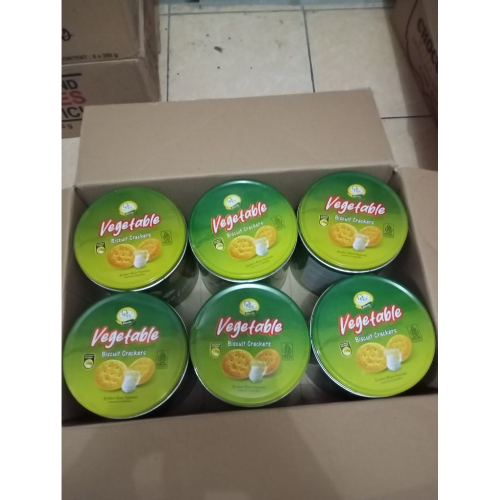 

VEGETABLE BISCUITS CRACKERS KREKERS RASA SAYURAN 1 KARTON ISI 6 PCS