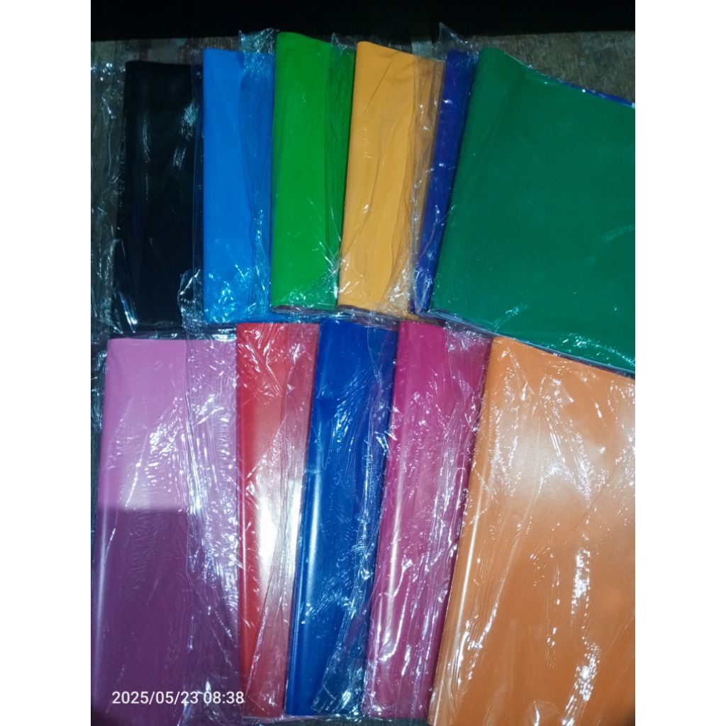 

sampul buku ukuran Kwarto warna warni @5lembar