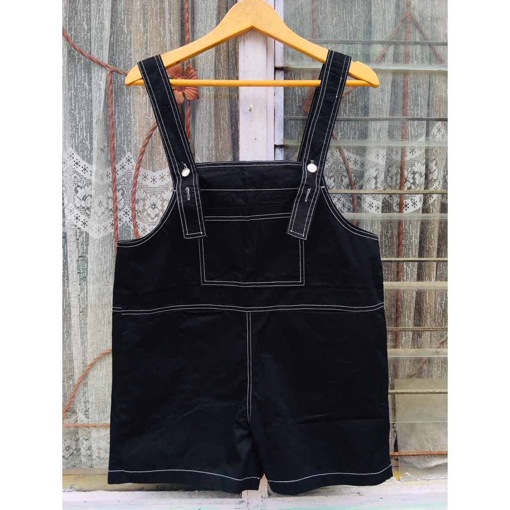 Jumpsuit Korea style / overall celana pendek