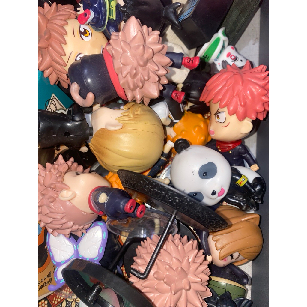 mini figure anime random