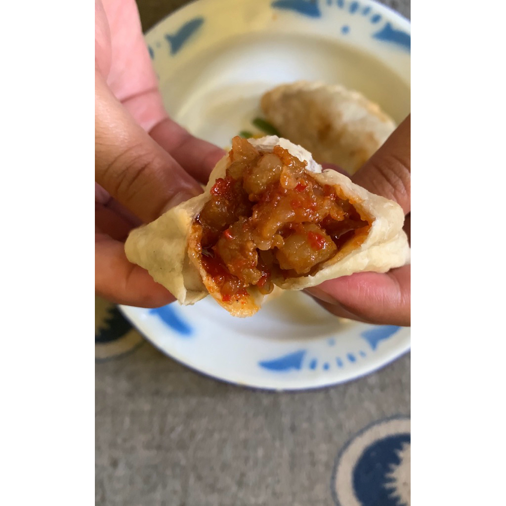 

Cireng Mini Isi Jando Pedas Isi 6pcs