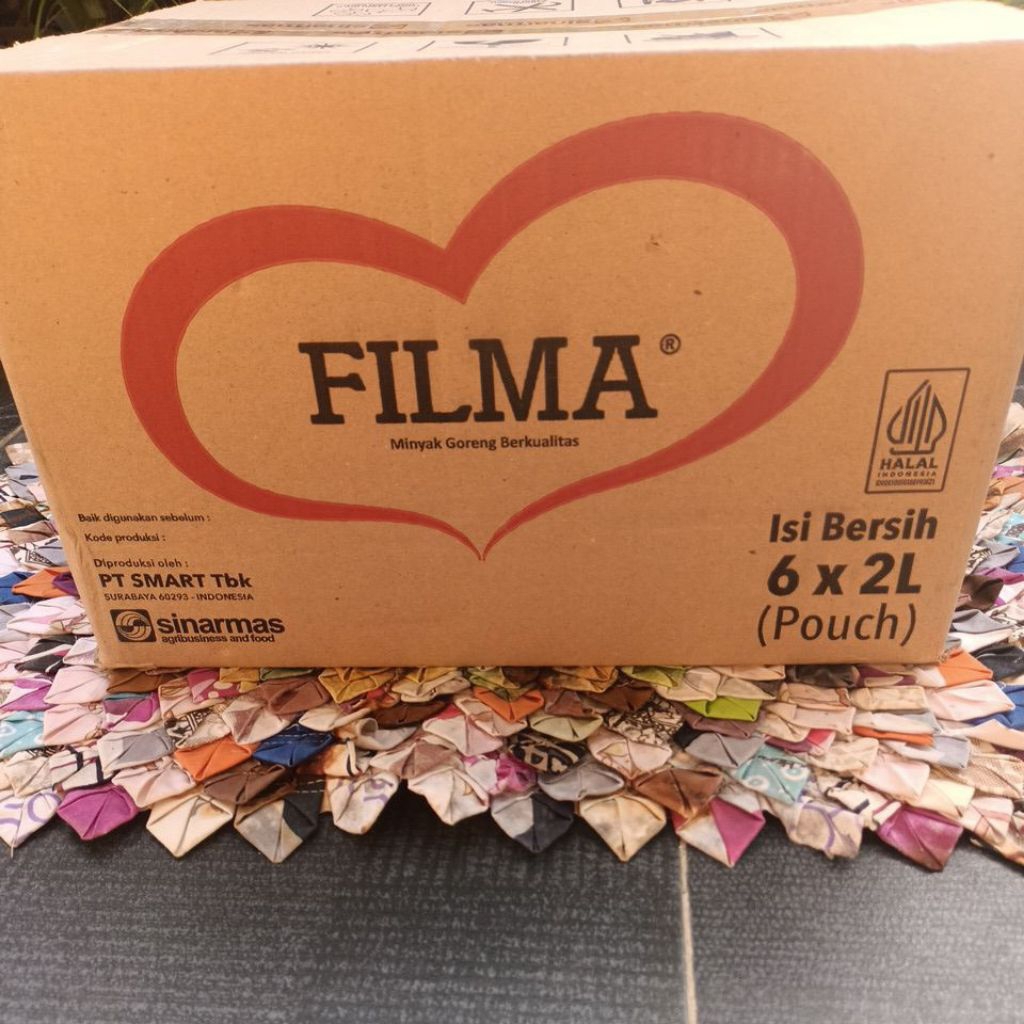 

MINYAK GORENG FILMA 2 LITER (1DOS)