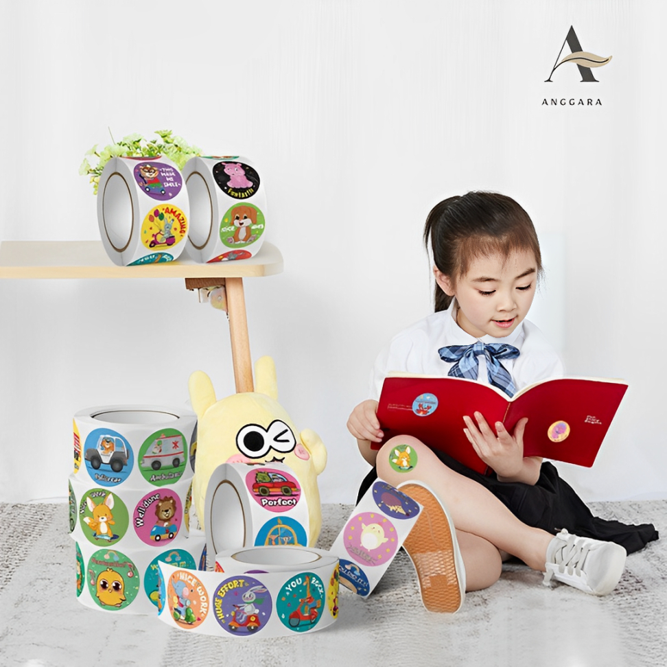 

Stiker Roll Halal Sticker Bulat isi 500 pcs Ukuran 2.5 cm Unik Label Halal Bahan Berkualitas Stylish