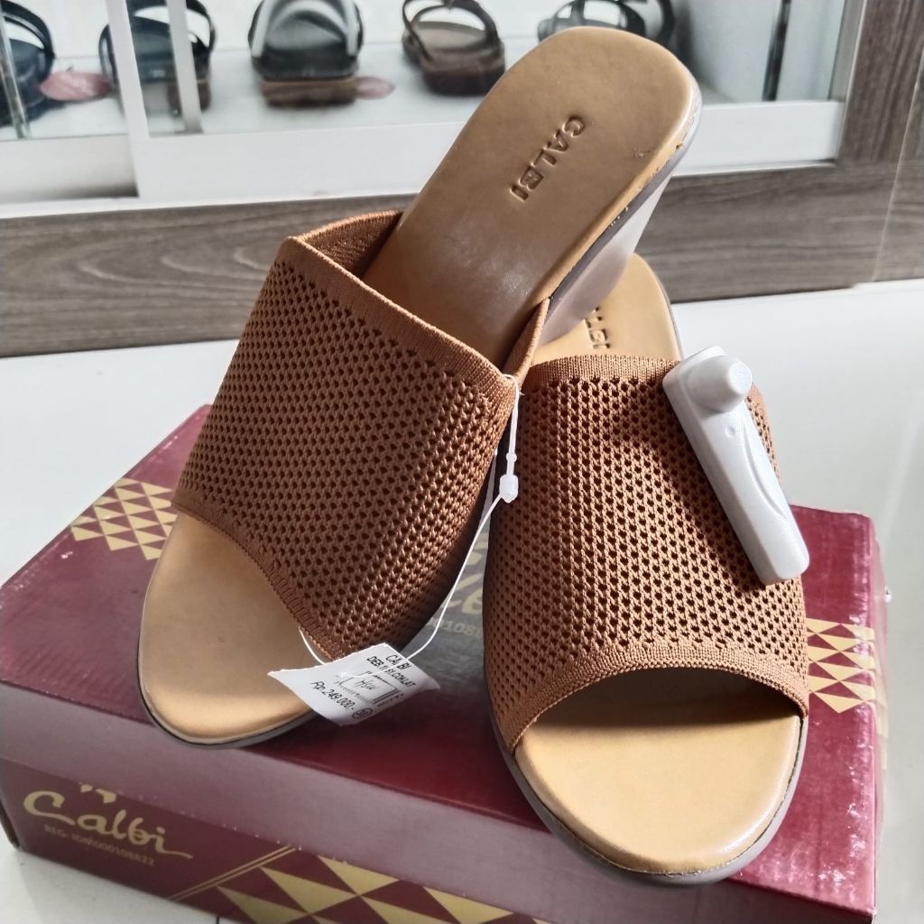 Sandal Calbi Wanita Original/Sandal Calbi Tinggi 3cm & Tinggi 5,5cm