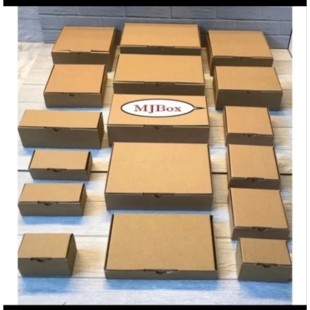 

kardus karton ukuran 20x14x8 cm... model die cut pizza