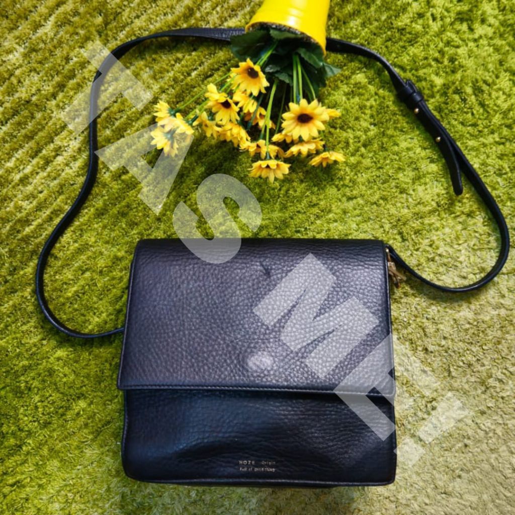HOZE Origin Bag Sling Bag Authentic Genuine Leather (PRELOVED)