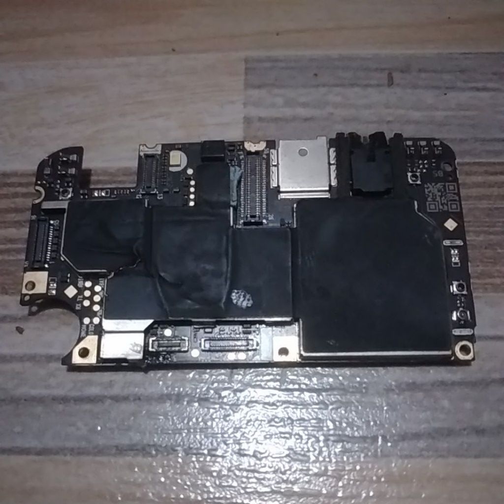 MESIN ADVAN G2 PRO RAM 3/32 GB KONDISI MATI PERAWAN