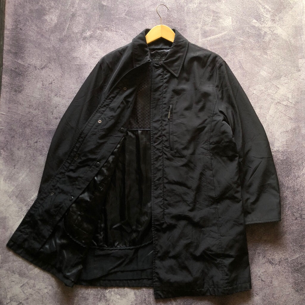 Coat JOHN PEARSE LONDON Second Size fit M,Bahan Tebal Sangat Bagus,Inner bisa dilepas,coat hitam sec