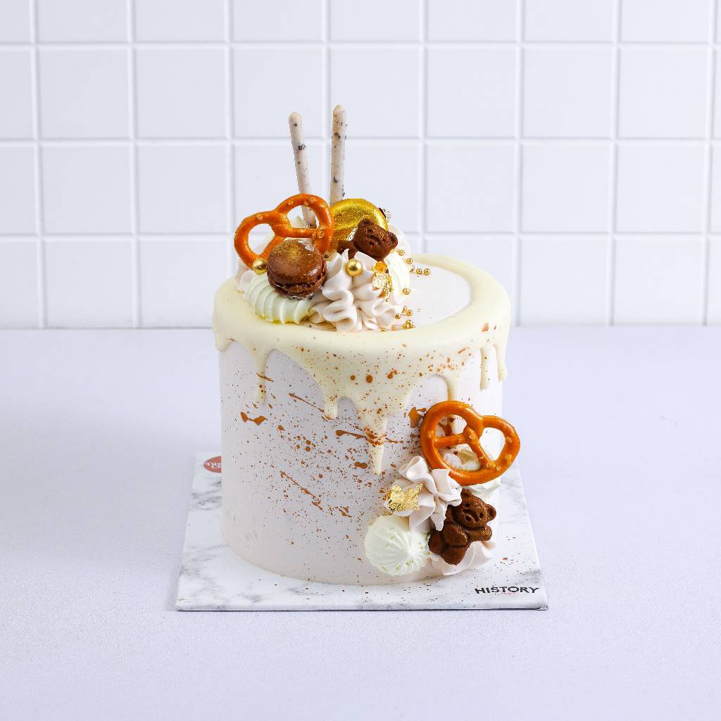 

[Whispers] HistoryCake Kue Tart Ulang Tahun Birthday Cake Mini Tall Tiramisu Choco