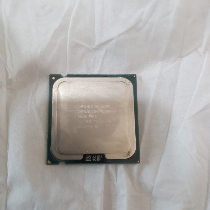 Prosesor PC Komputer Intel Core 2 Duo E8500 SLB9K Processor CPU Second Bekas 98
