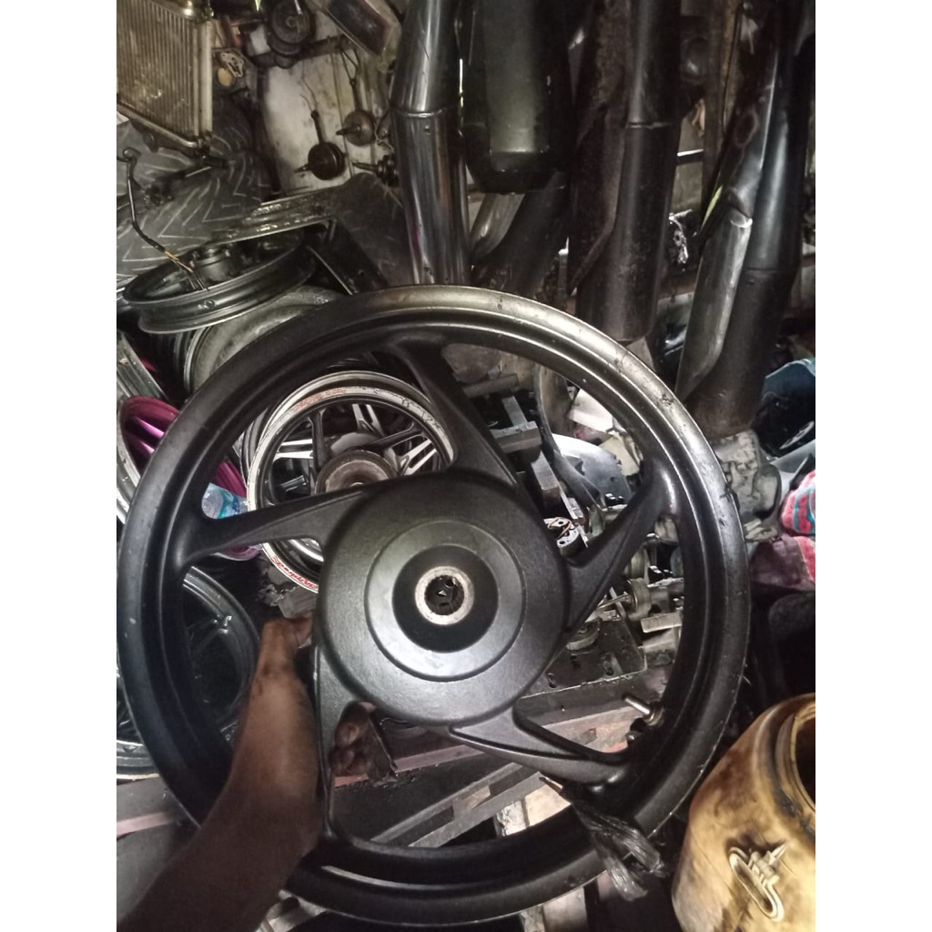velg belakang honda beat,vario 110 original