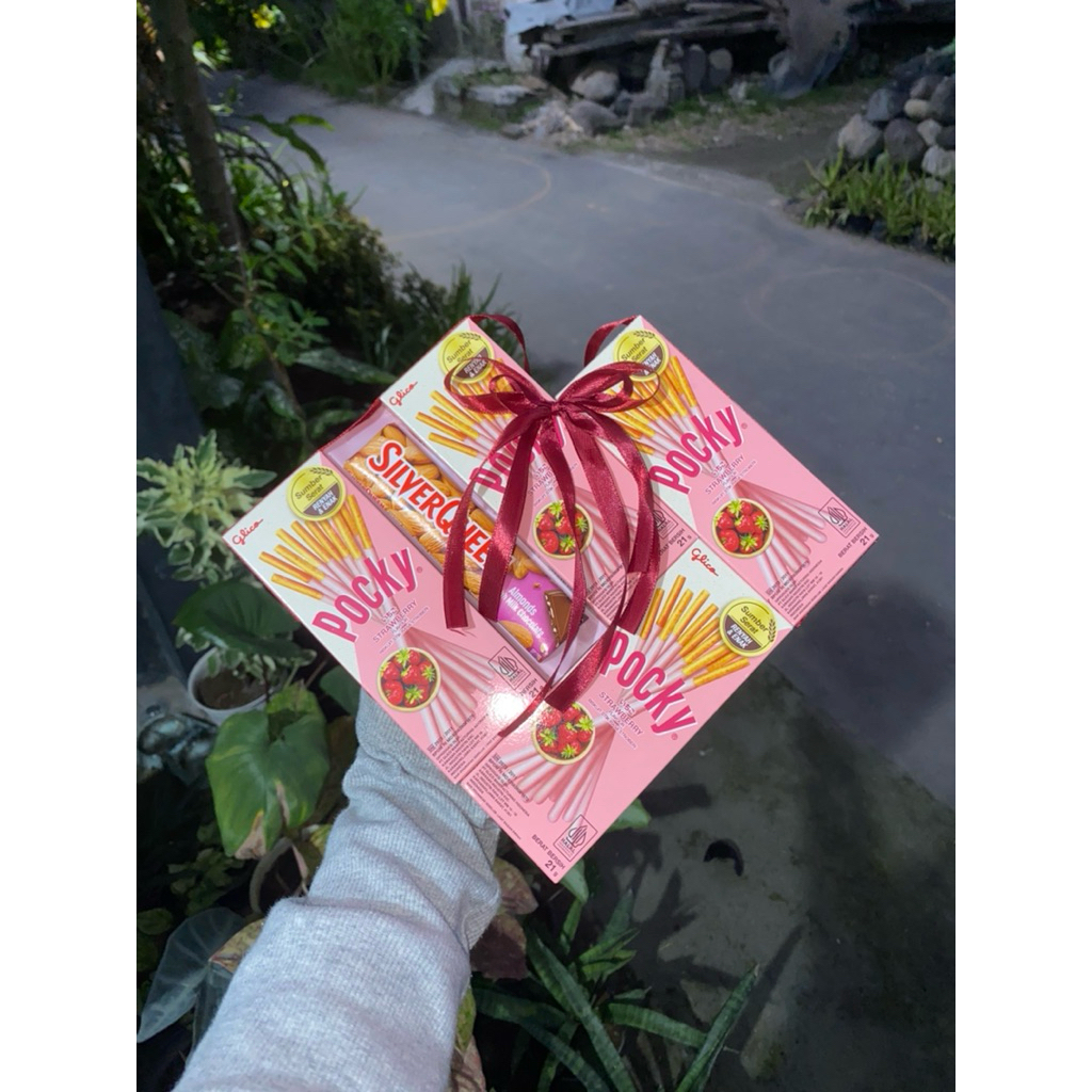 

Pocky Love x Silverqueen 25gr 1 pcs || Kado anniv || Hadiah || Kado ultah || Kado murah