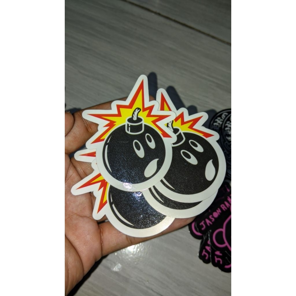 

STICKER VYNIL THE HUNDRED LAMINASI GLOSSY