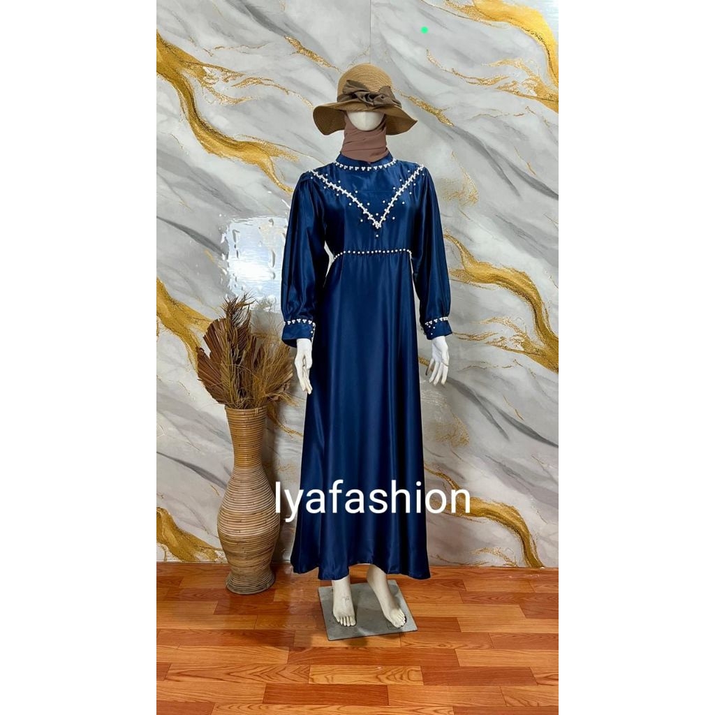 CLAUDYA DRESS //OOTD HIJAB//BRIDESMAID//SATINVALVETSILK